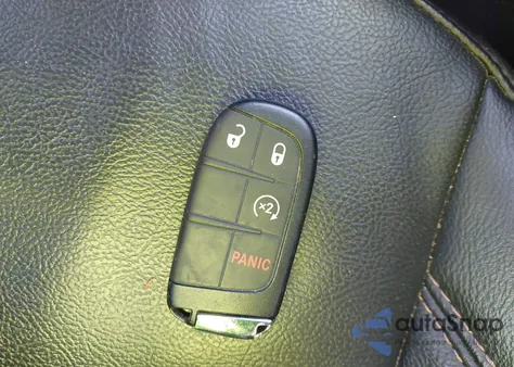 2022 Jeep Compass Latitude Lux 4X4 из США, поврежденный, VIN 3C4NJDFB6NT130538